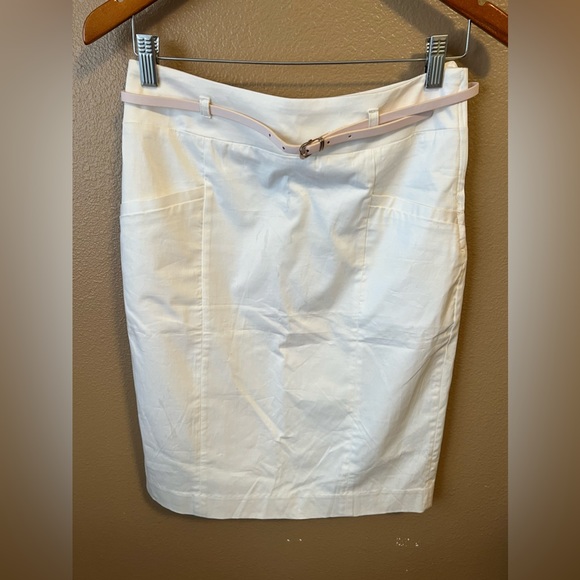H&M white pencil skirt - Picture 1 of 4